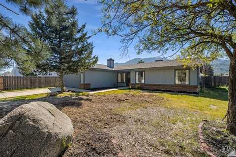 27720 Goldrush Court, Tehachapi, CA 93561