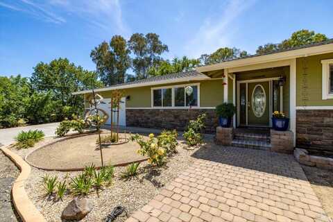4240 Rolling Hills Lane, Vacaville, CA 95688