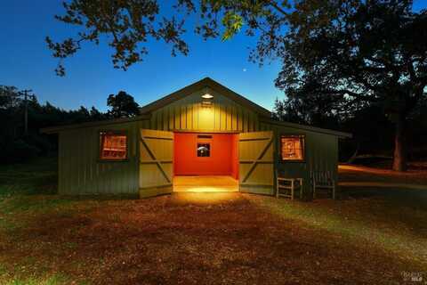 2120 Grove Street, Sonoma, CA 95476
