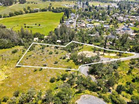 3577 Deer Trail Road, Santa Rosa, CA 95404