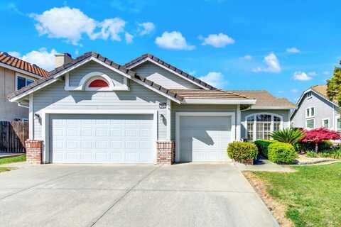 360 Sussex Circle, Vacaville, CA 95687