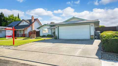 307 Franklin Court, Vacaville, CA 95687