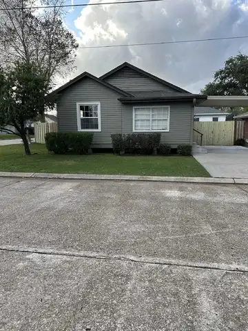 724 Center St, Houma, LA 70360