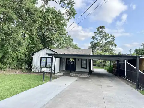 1105 Johnson Ave, Port Neches, TX 77651