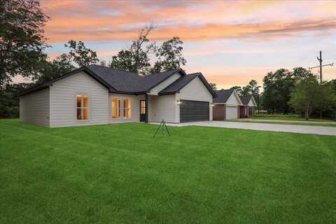 107 Woodshire Lane, Sour Lake, TX 77659
