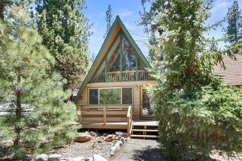 926 Sugarloaf Boulevard, Big Bear City, CA 92314