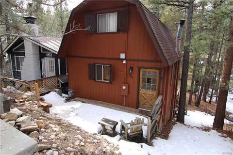 323 Hilltop Lane, Big Bear City, CA 92314