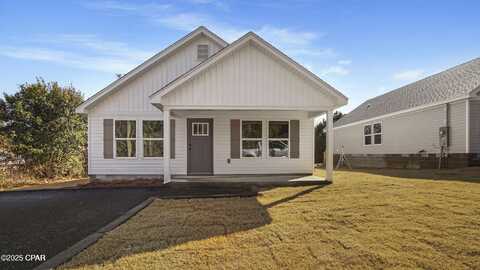 922 Taylor Drive, Panama City, FL 32404