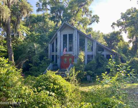 205 Stuart Town Road, Beaufort, SC 29902