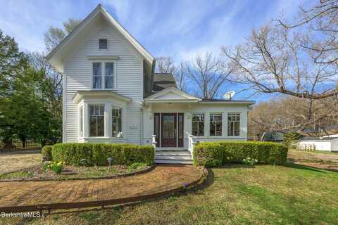 40 Main St, Egremont, MA 01258
