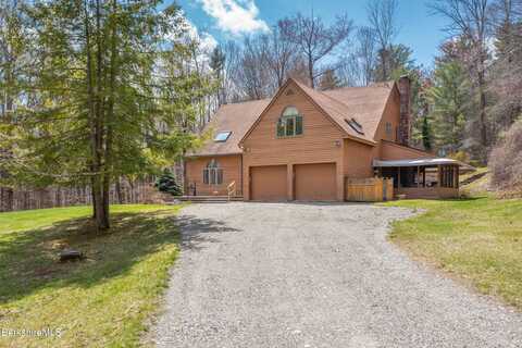 57 Spencer Rd, Austerlitz, NY 12017
