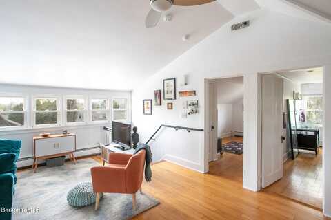 12 Manville St, Great Barrington, MA 01230