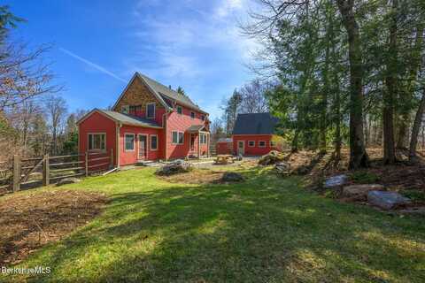 11 Jamie Ln, Sandisfield, MA 01255