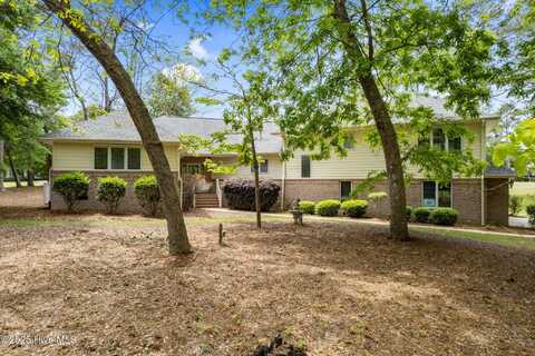 255 Genoes Point Road SW, Supply, NC 28462