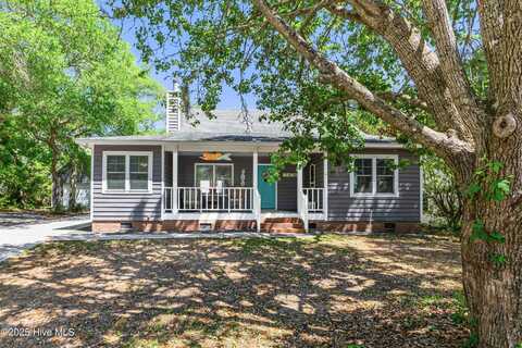 116 SE 20th Street, Oak Island, NC 28465
