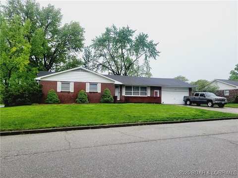 102 Hainen Drive, Tipton, MO 65081