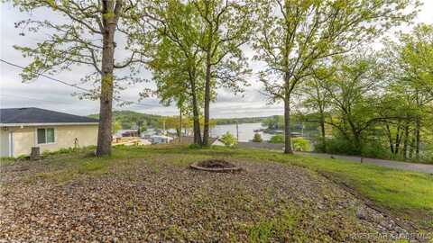 3379 Irontown Drive, Roach, MO 65787
