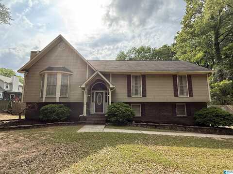 96 TOMAHAWK CIRCLE, PELHAM, AL 35124