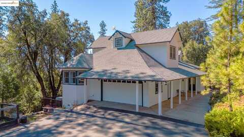 17010 Forest Lake Rd., Sonora, CA 95370