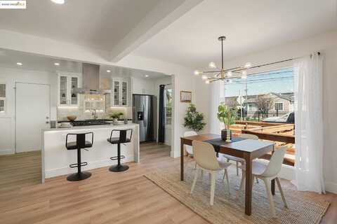 10517 Pippin, Oakland, CA 94603
