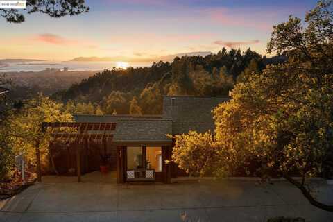 6049 Skyline Blvd, Oakland, CA 94611