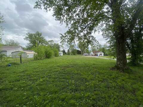 1128 N Marion Street, Mitchell, IN 47446