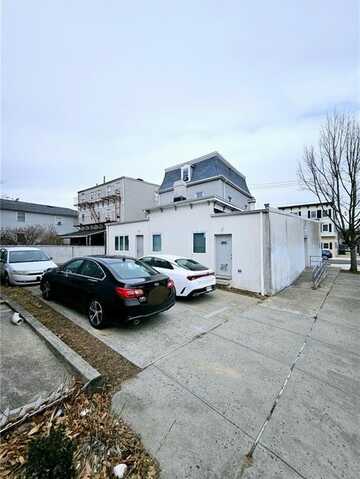 70 Grove Avenue, Staten Island, NY 10302