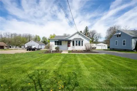 5048 Armor Duells Road, Orchard Park, NY 14127