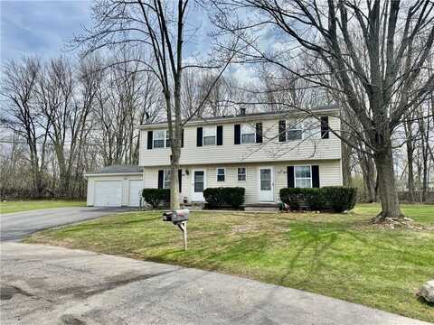 67-69 Havenwood Hollow, Perinton, NY 14450