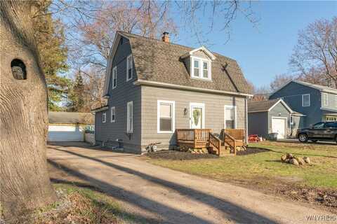 2005 Bowen Road, Elma, NY 14059