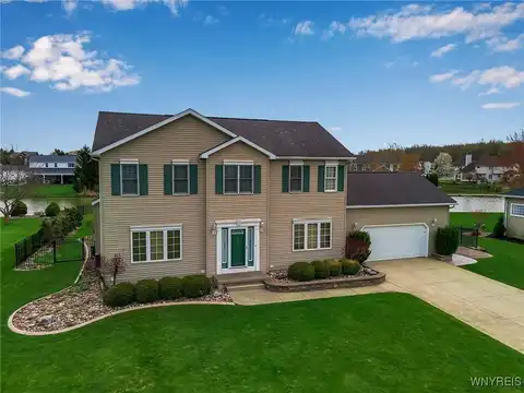 7275 Ridgeview Drive W, Pendleton, NY 14120
