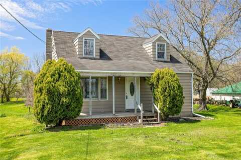 6972 Cole Road, Le Roy, NY 14482