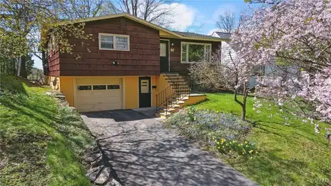 214 Scottholm Terrace, Syracuse, NY 13224