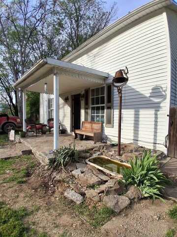9245 Mason Lewis Road, Maysville, KY 41056