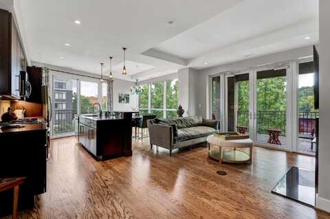 4 Cherokee Boulevard, Chattanooga, TN 37405