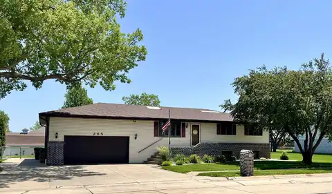 255 S 6th Avenue, Columbus, NE 68601