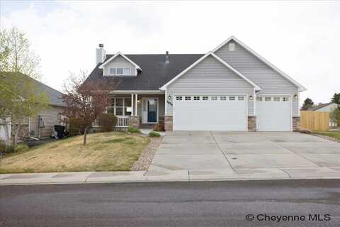 4928 TOPAZ DR, Cheyenne, WY 82009