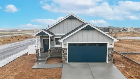 7941 GOLDEN BELL TRL, Cheyenne, WY 82001