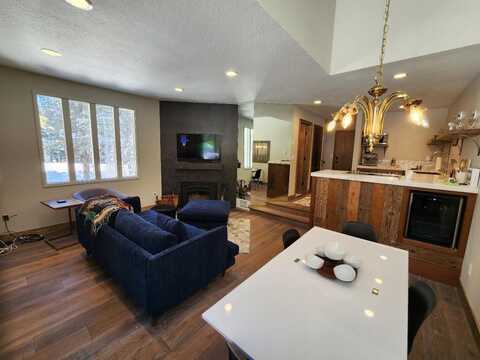 300 Bear Valley Road, Bear Valley, CA 95223