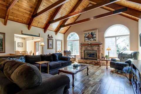 1004 Bear Run Way, Arnold, CA 95223