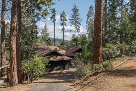 223 Russell Drive, Arnold, CA 95223