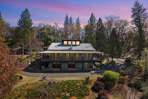 21 Burrows Lane, Murphys, CA 95247