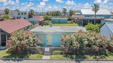 134 N Alister Street, Port Aransas, TX 78373