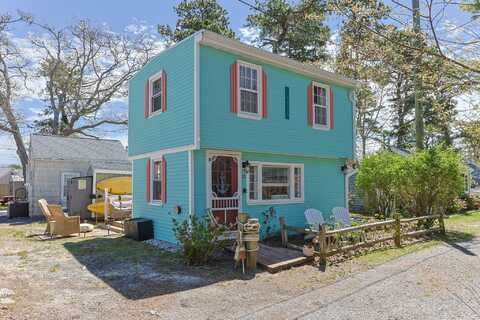 262 Old Wharf Road, Dennis Port, MA 02639