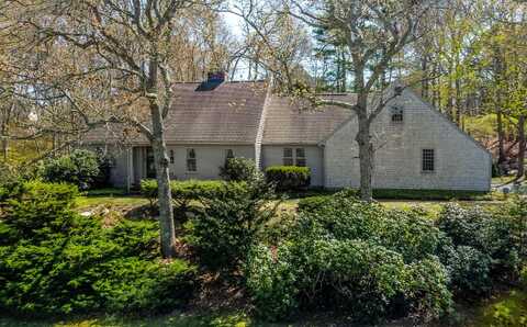 53 Wingfoot Drive, Cummaquid, MA 02637