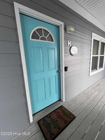 108 Pelican Drive, Atlantic Beach, NC 28512