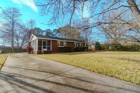 701 Waltmore Street, Jacksonville, NC 28540