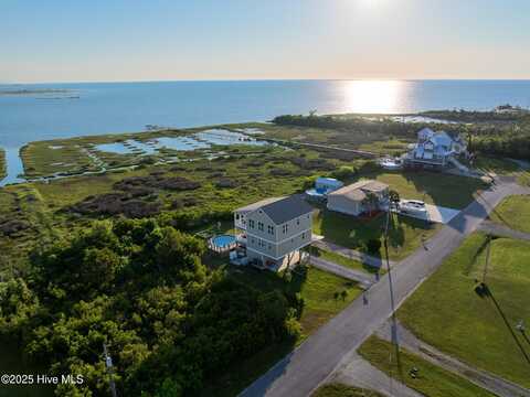 119 East Drive, Harkers Island, NC 28531