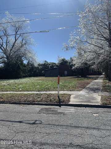 719 New Street, New Bern, NC 28560