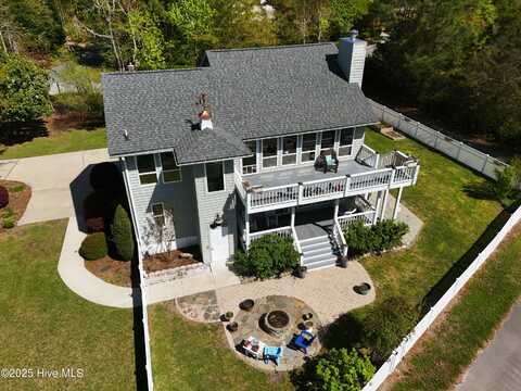 806 Lord Granville Drive, Morehead City, NC 28557